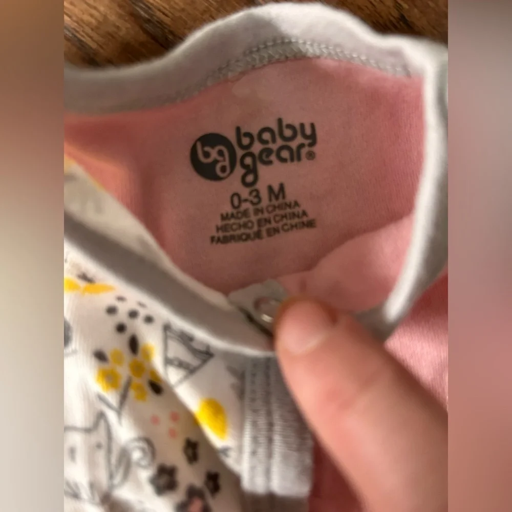 NWOT Baby bundle - Picture 2 of 2